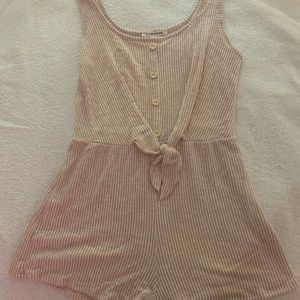 Summer Romper cotton button down ☀️🕶